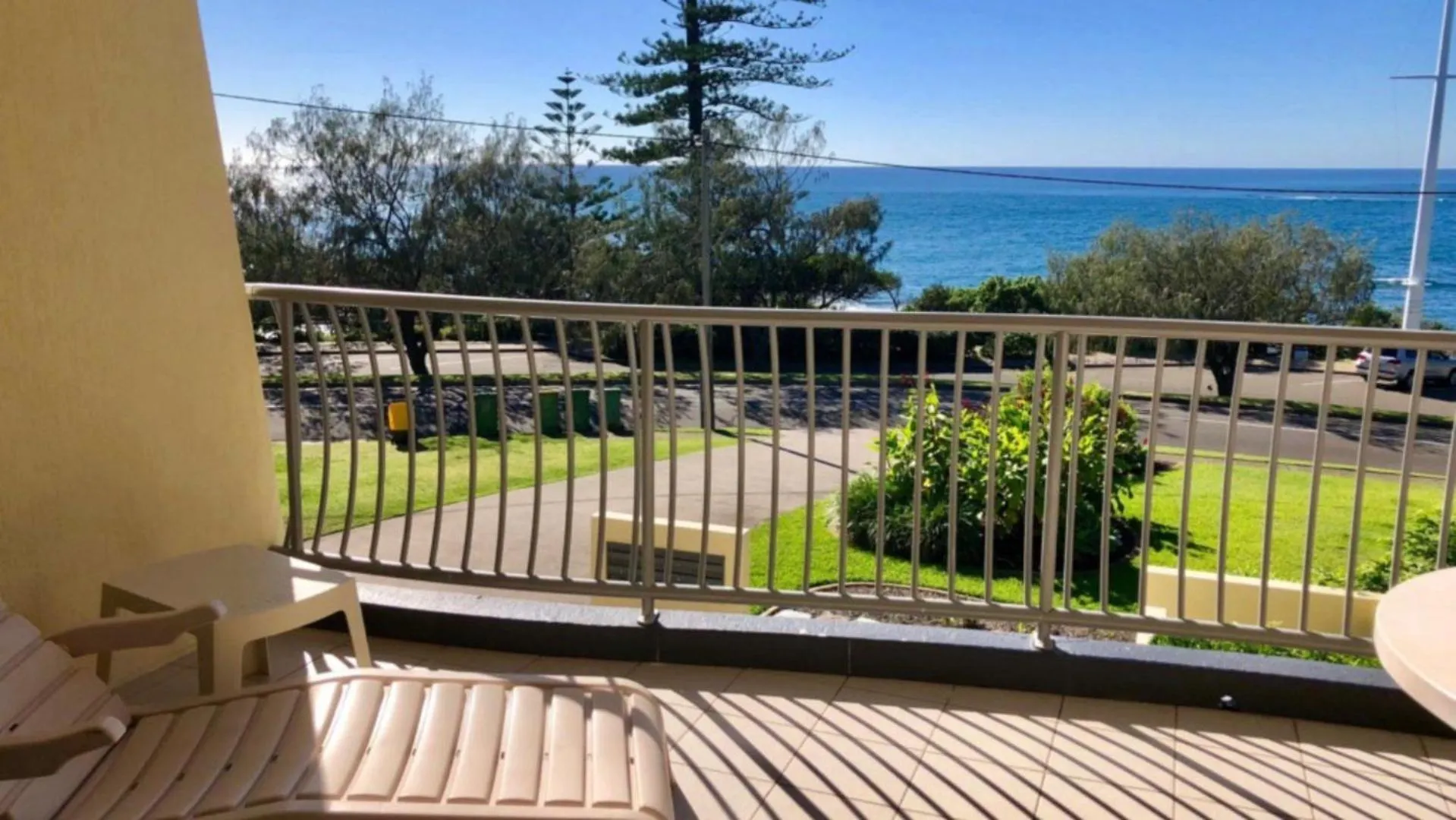 Sea Eagles Unit 4 Apartment Caloundra 0*,  Australia